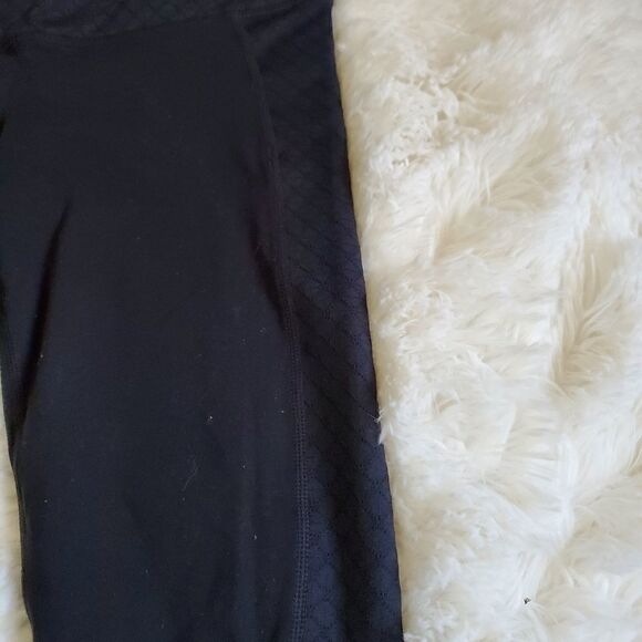 Athleta cropped leggings with side ruching - Picture 7 of 15
